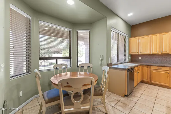 $965,000 | 584 South Granite Street, Gilbert, AZ 85296