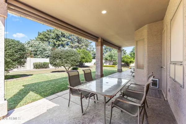 $965,000 | 584 South Granite Street, Gilbert, AZ 85296