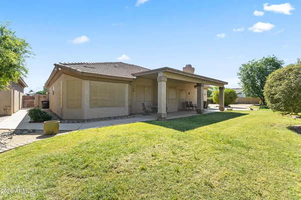 $965,000 | 584 South Granite Street, Gilbert, AZ 85296