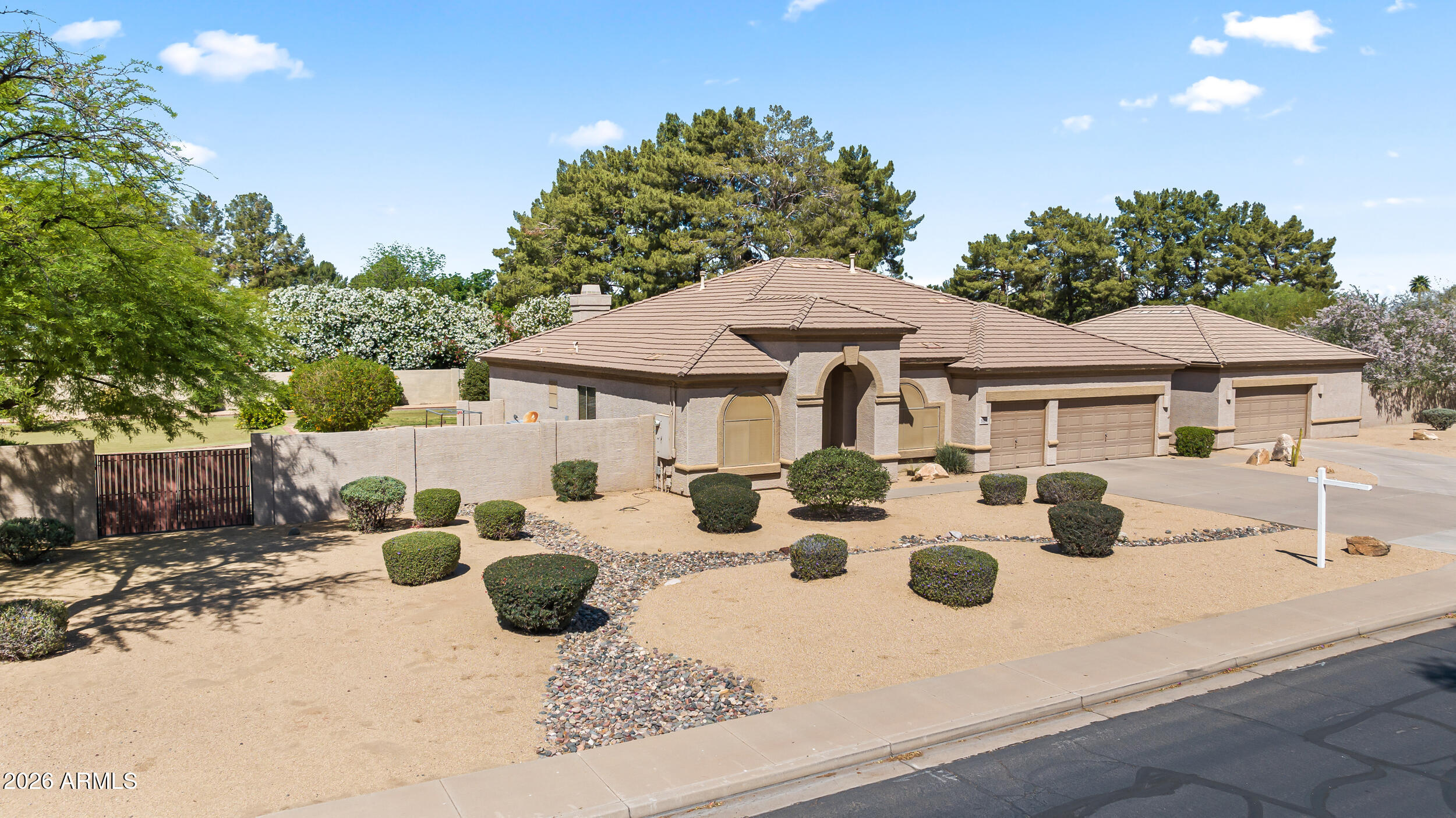 584 South Granite Street Gilbert, AZ 85296 - Photo 41 of 49 44_44