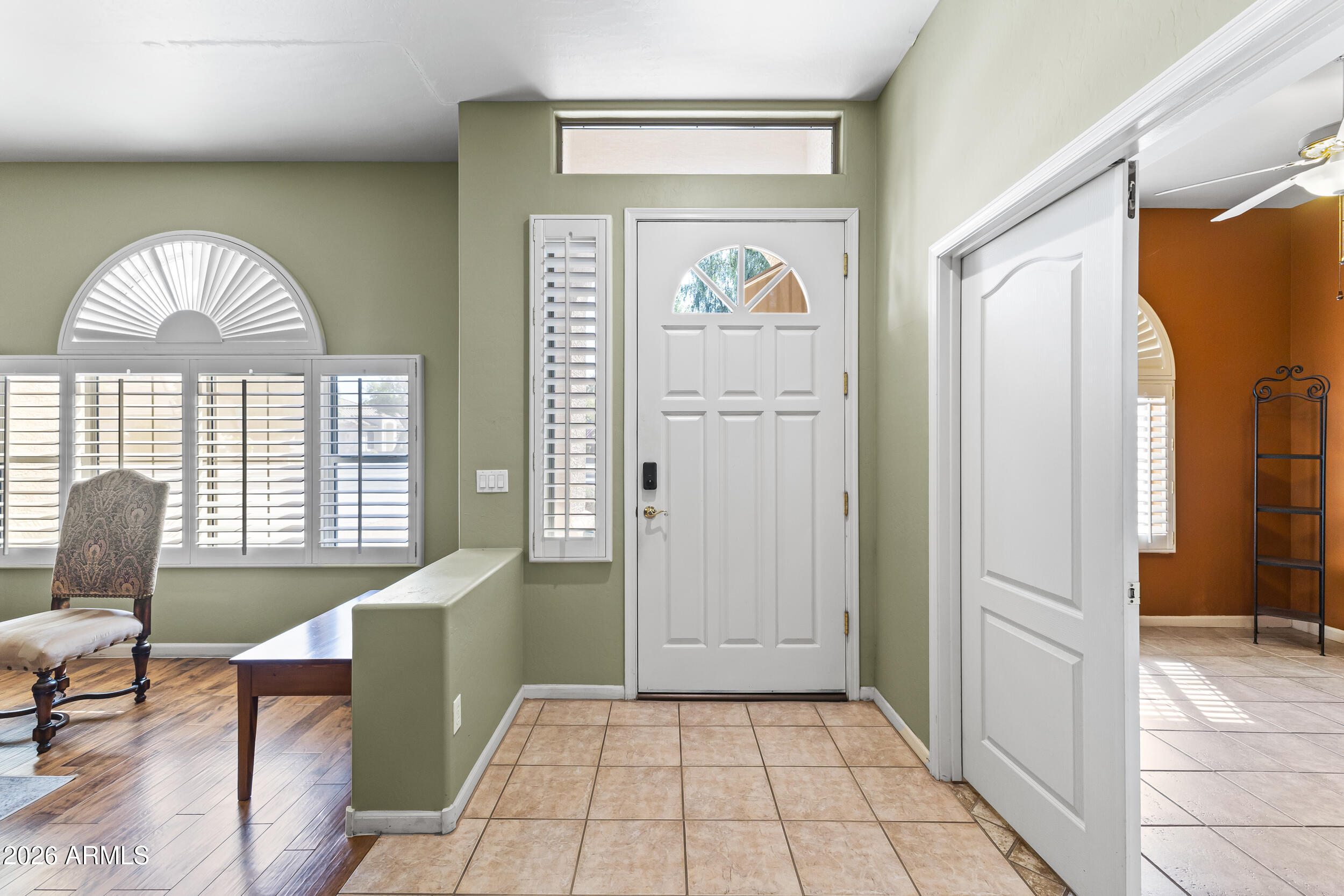 584 South Granite Street Gilbert, AZ 85296 - Photo 7 of 49 7_07