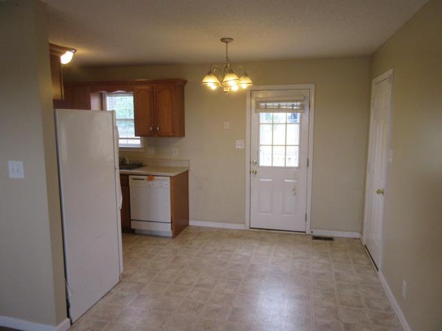 620 Avondale Road Oak Grove, KY 42262 - Photo 5 of 12 Gallery Image 5
