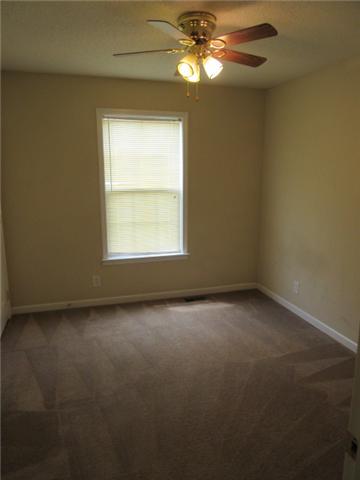 620 Avondale Road Oak Grove, KY 42262 - Photo 9 of 12 Gallery Image 9