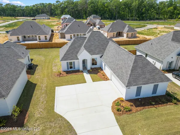 $368,000 | 433 Aurora Circle, Canton, MS 39046