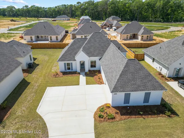 $368,000 | 433 Aurora Circle, Canton, MS 39046