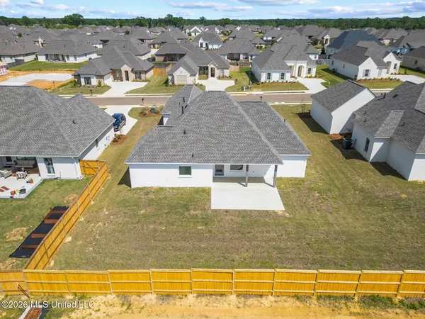 $368,000 | 433 Aurora Circle, Canton, MS 39046
