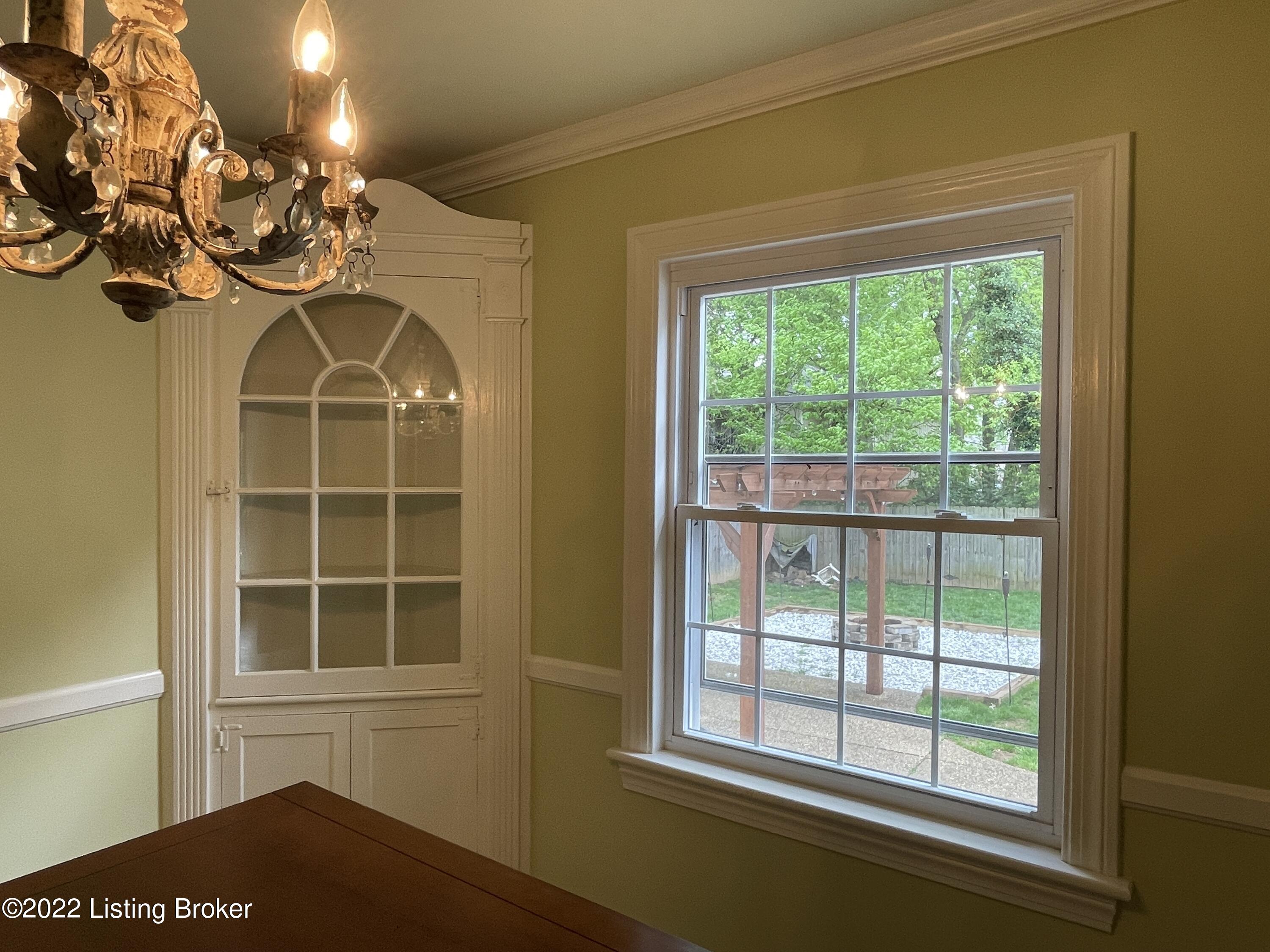 4300 Alton Road Louisville, KY 40207 - Photo 15 of 44 IMG_4476