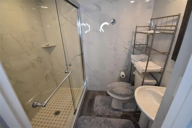 $200,000 | 538 E Avenue, Unit B, Grand Prairie, TX 75050