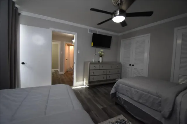 $200,000 | 538 E Avenue, Unit B, Grand Prairie, TX 75050