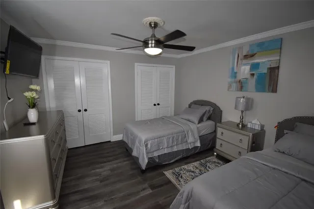 $200,000 | 538 E Avenue, Unit B, Grand Prairie, TX 75050