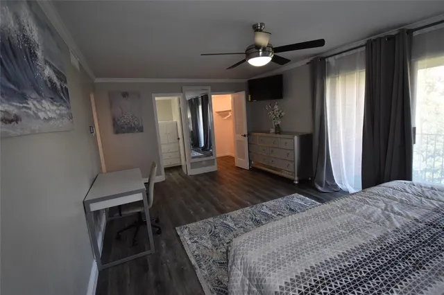 $200,000 | 538 E Avenue, Unit B, Grand Prairie, TX 75050