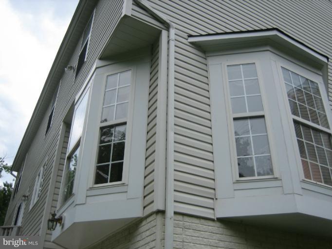 8128 Rose Haven Road Baltimore, MD 21237 - Photo 14 of 28 Exterior (General)
