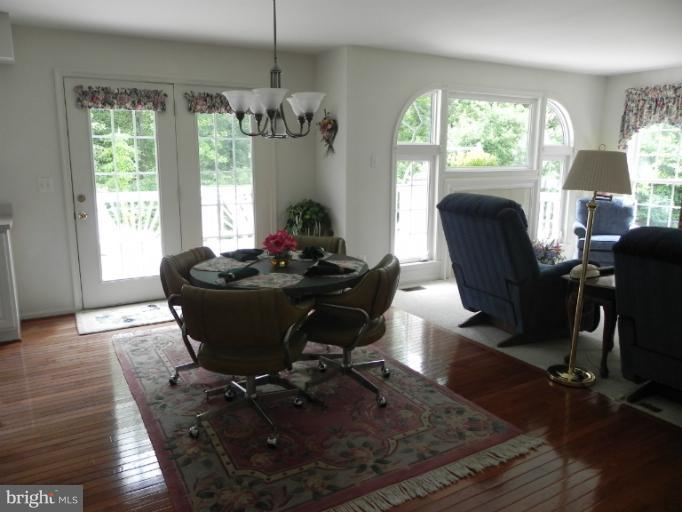 8128 Rose Haven Road Baltimore, MD 21237 - Photo 3 of 28 Interior (General)