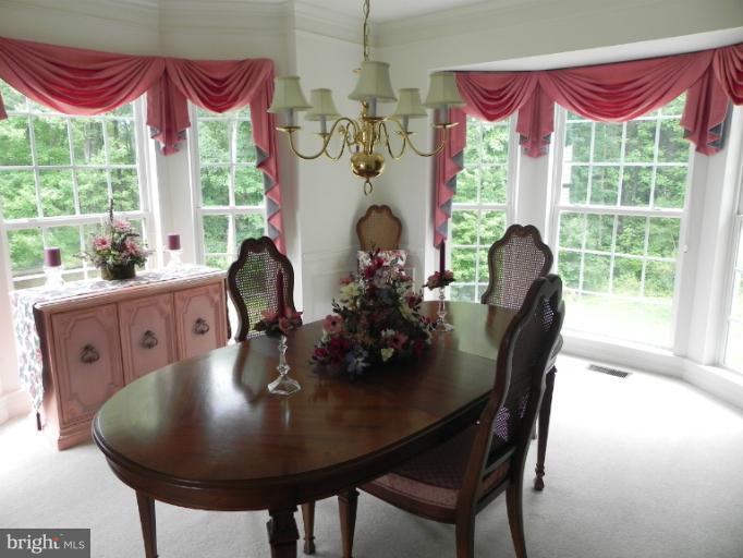 8128 Rose Haven Road Baltimore, MD 21237 - Photo 24 of 28 Dining Room