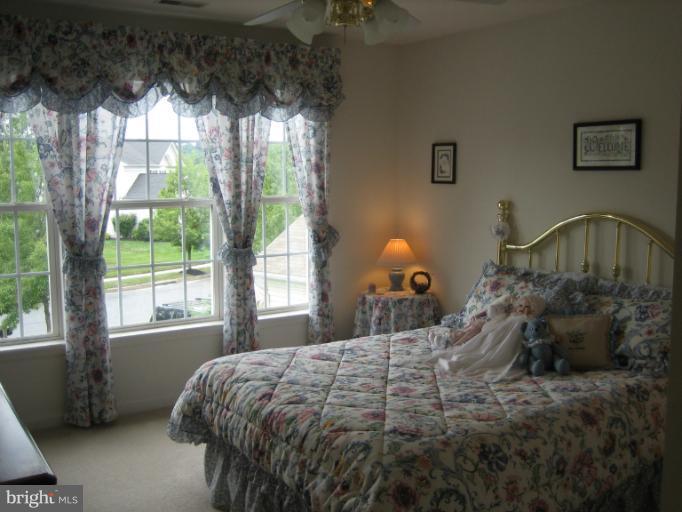 8128 Rose Haven Road Baltimore, MD 21237 - Photo 7 of 28 Bedroom