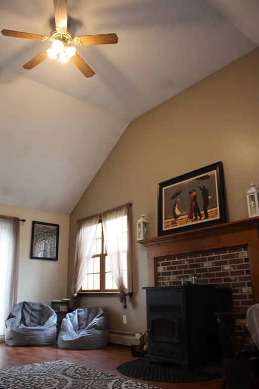 108 Lunenburg Road Townsend, MA 01474 - Photo 5 of 6