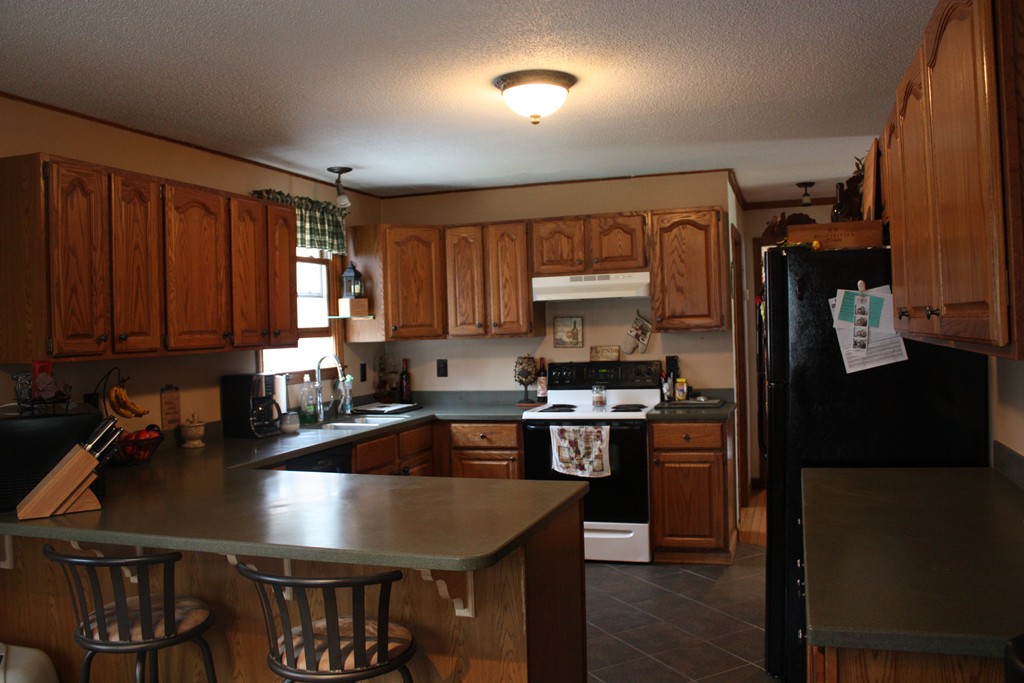 108 Lunenburg Road Townsend, MA 01474 - Photo 6 of 6
