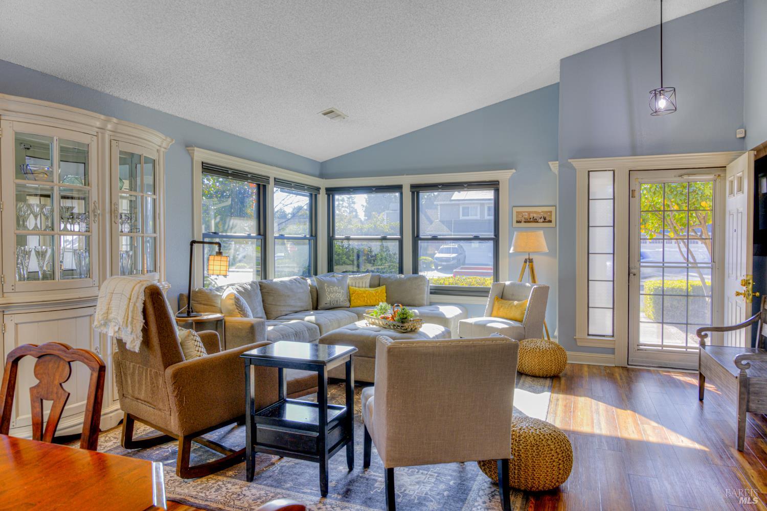 2296 Marshall Road Vacaville, CA 95687 - Photo 8 of 49