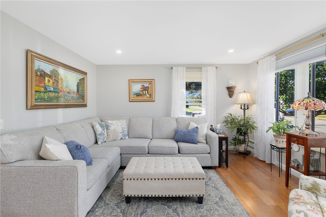 115 Beverly Road East Providence, RI 02915 - Photo 20 of 33