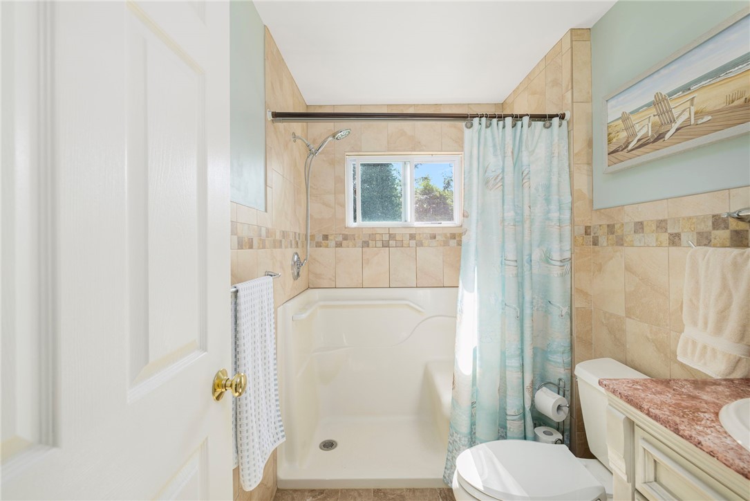 115 Beverly Road East Providence, RI 02915 - Photo 30 of 33