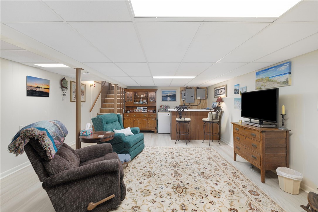 115 Beverly Road East Providence, RI 02915 - Photo 33 of 33