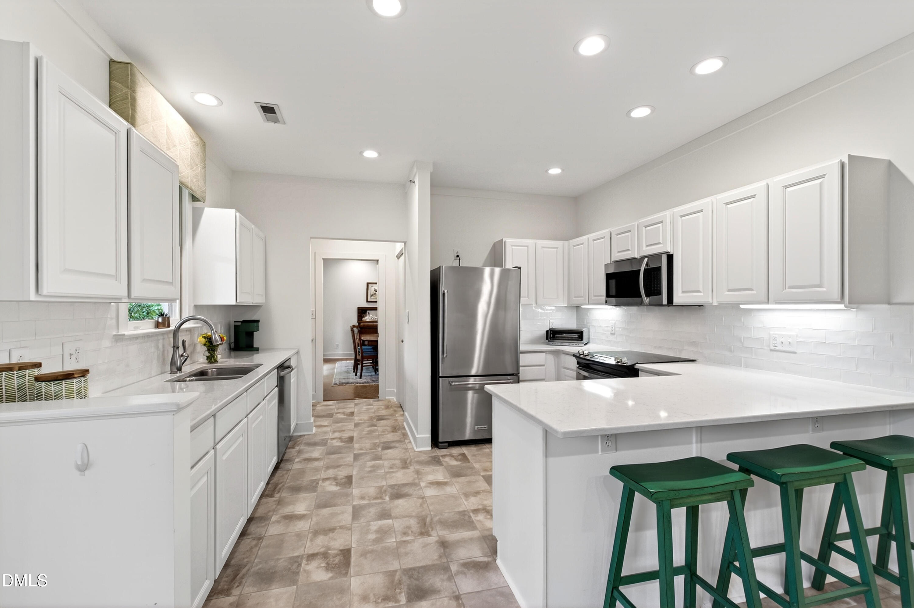 100 Edenburgh Road, Unit 201 Raleigh, NC 27608 - Photo 31 of 62 Edenburgh (31)