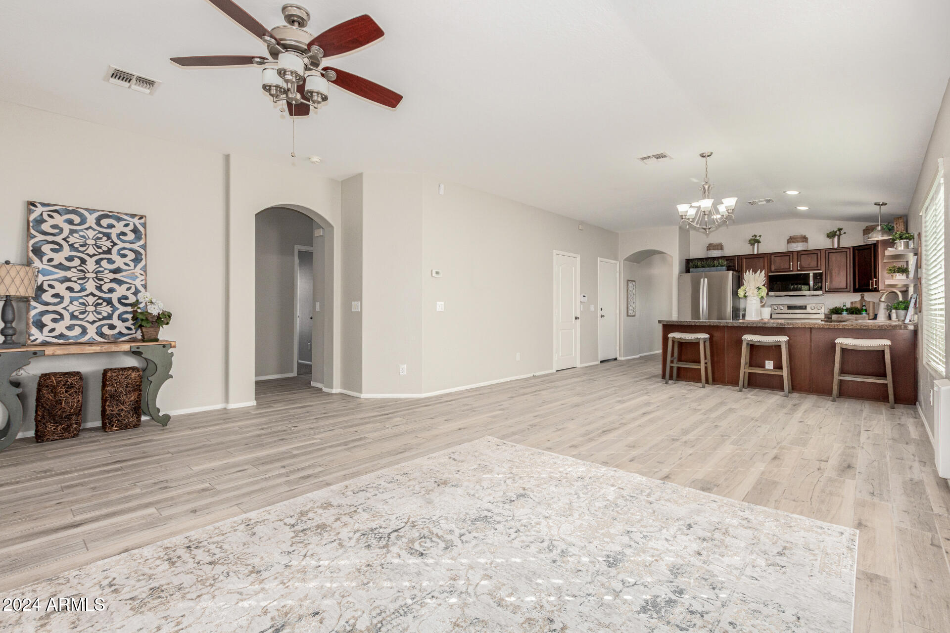 2944 East Shady Spring Trail Phoenix, AZ 85024 - Photo 10 of 32 14 - Shady