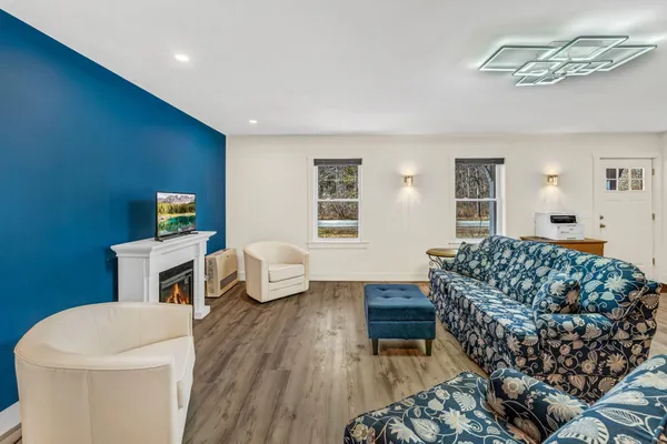 $2,200,000 | 156 Congress Street, Belfast, ME 04915