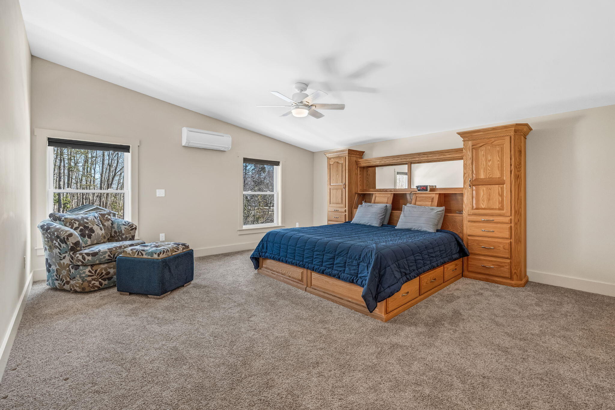 156 Congress Street Belfast, ME 04915 - Photo 42 of 69 2nd Fl Primary BR