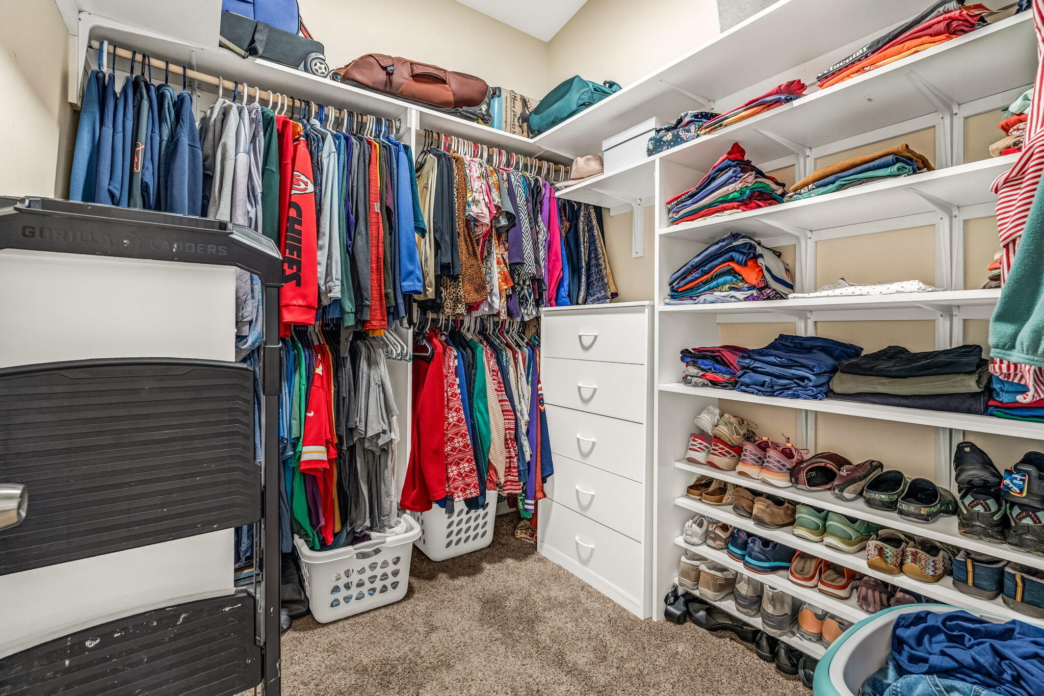 156 Congress Street Belfast, ME 04915 - Photo 43 of 69 2nd Fl Primary BR