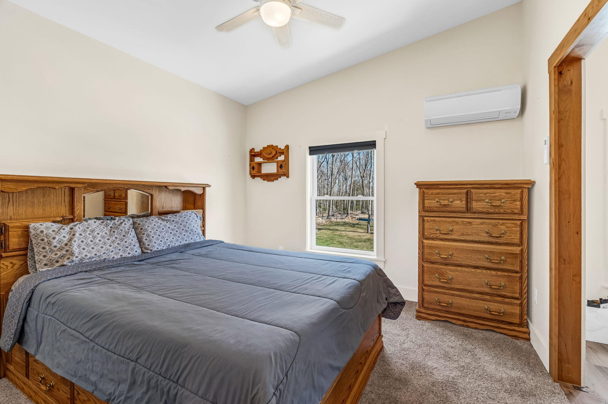 156 Congress Street Belfast, ME 04915 - Photo 44 of 69 Bedroom 3