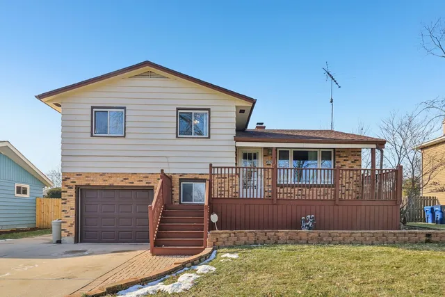 $317,000 | 2426 North Butrick Street, Waukegan, IL 60087