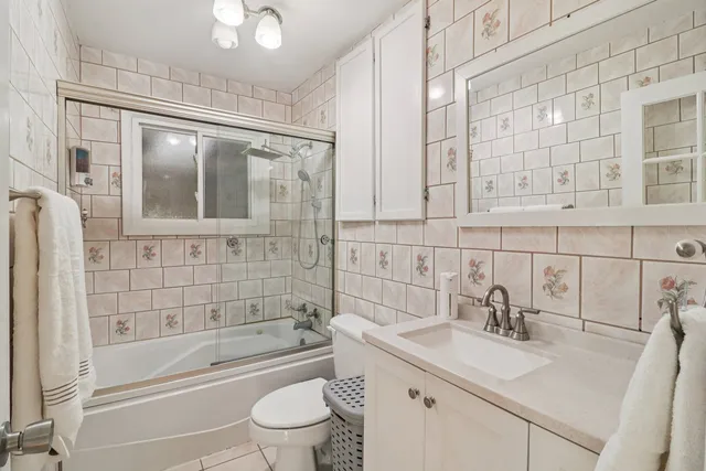 $317,000 | 2426 North Butrick Street, Waukegan, IL 60087