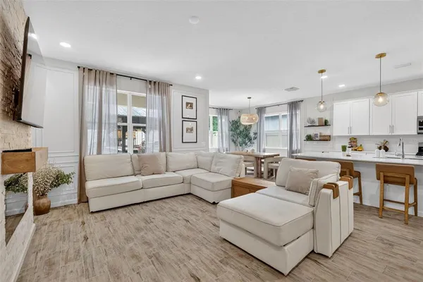 $585,000 | 2341 Sirena Lane, Mount Dora, FL 32757