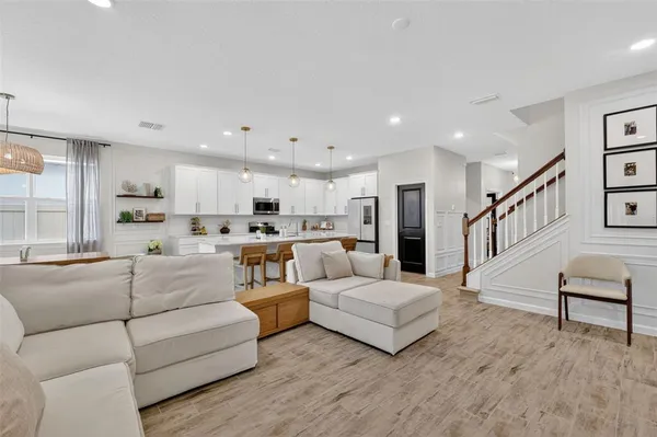 $585,000 | 2341 Sirena Lane, Mount Dora, FL 32757