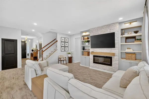 $585,000 | 2341 Sirena Lane, Mount Dora, FL 32757