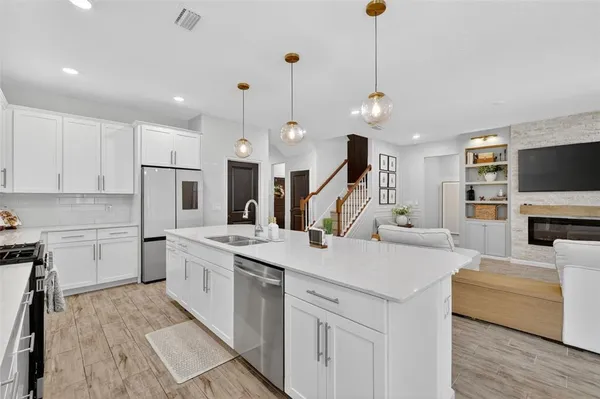 $585,000 | 2341 Sirena Lane, Mount Dora, FL 32757