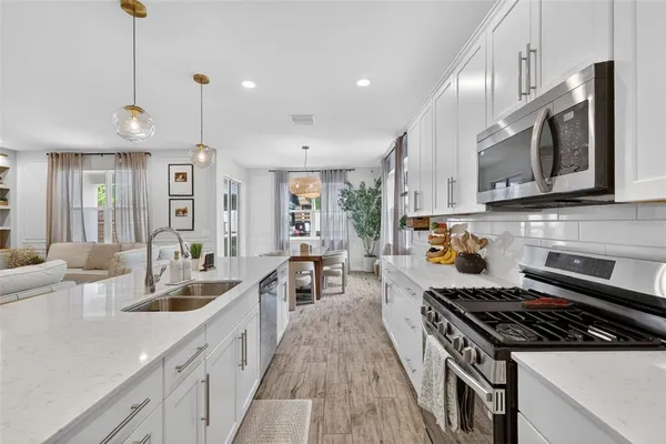 $585,000 | 2341 Sirena Lane, Mount Dora, FL 32757