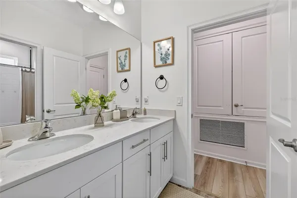 $585,000 | 2341 Sirena Lane, Mount Dora, FL 32757