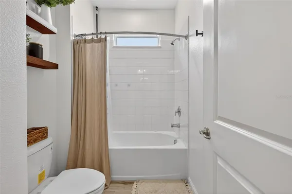 $585,000 | 2341 Sirena Lane, Mount Dora, FL 32757