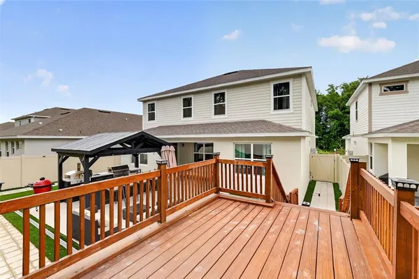 $585,000 | 2341 Sirena Lane, Mount Dora, FL 32757