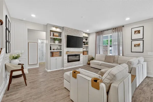 $585,000 | 2341 Sirena Lane, Mount Dora, FL 32757