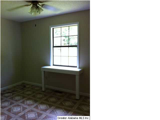 5795 Red Hollow Road Birmingham, AL 35215 - Photo 9 of 19