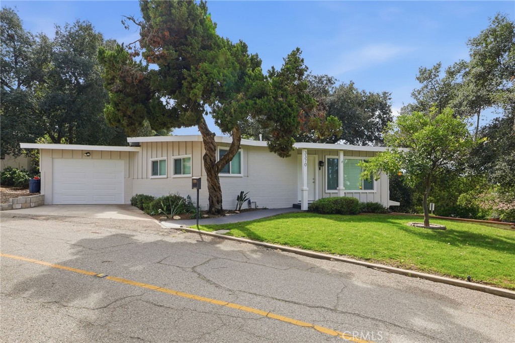 3370 Pachappa Hill Riverside, CA 92506 - Photo 3 of 36 front view of a house with a patio