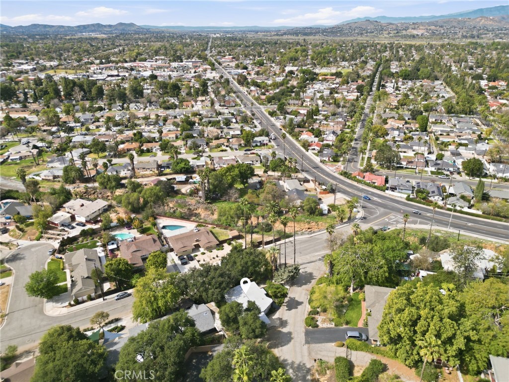 3370 Pachappa Hill Riverside, CA 92506 - Photo 35 of 36 an aerial view of a city with mountains