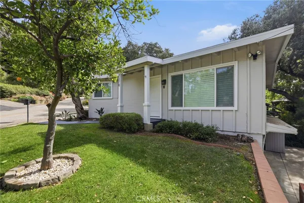 $749,000 | 3370 Pachappa Hill, Riverside, CA 92506
