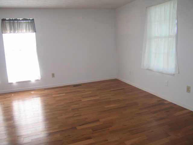 16533 Clarks Run Road Mount Sterling, OH 43143 - Photo 4 of 8 Gallery Image 4