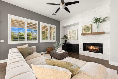 $1,090,000 | 48864 Pear Street, Indio, CA 92201