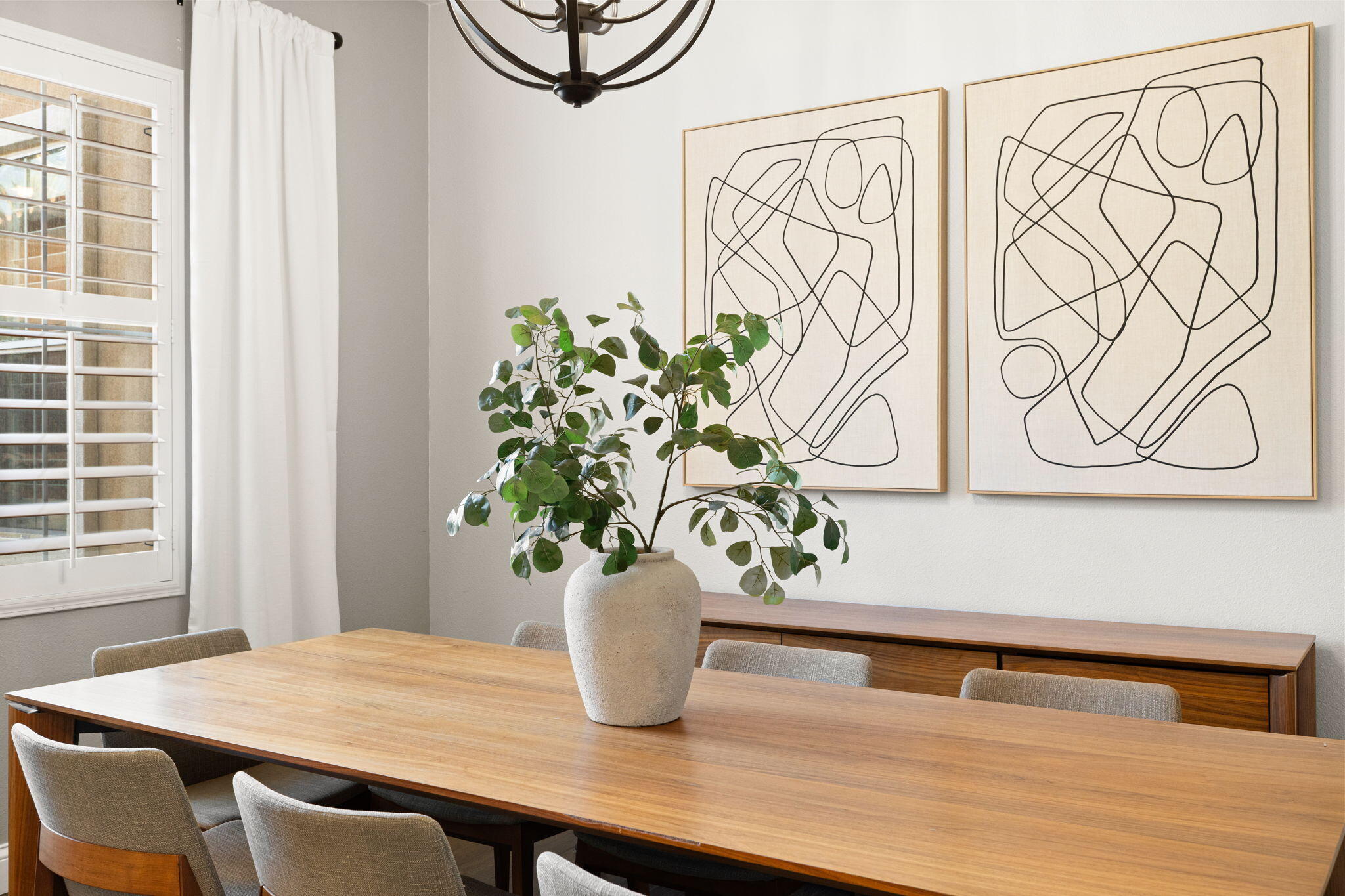 48864 Pear Street Indio, CA 92201 - Photo 3 of 46 a view of a vase of flowers sitting on a table