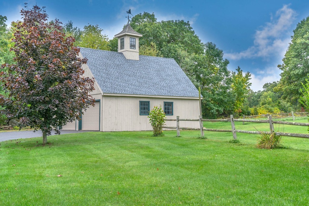69 Mirick Road Princeton, MA 01541 - Photo 5 of 30 Gallery Image 5